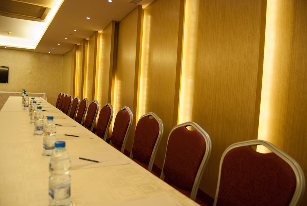 Elite Hotel & Spa Beirut Exterior photo