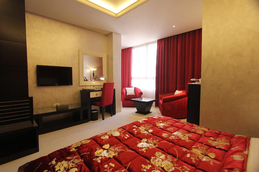 Elite Hotel & Spa Beirut Exterior photo